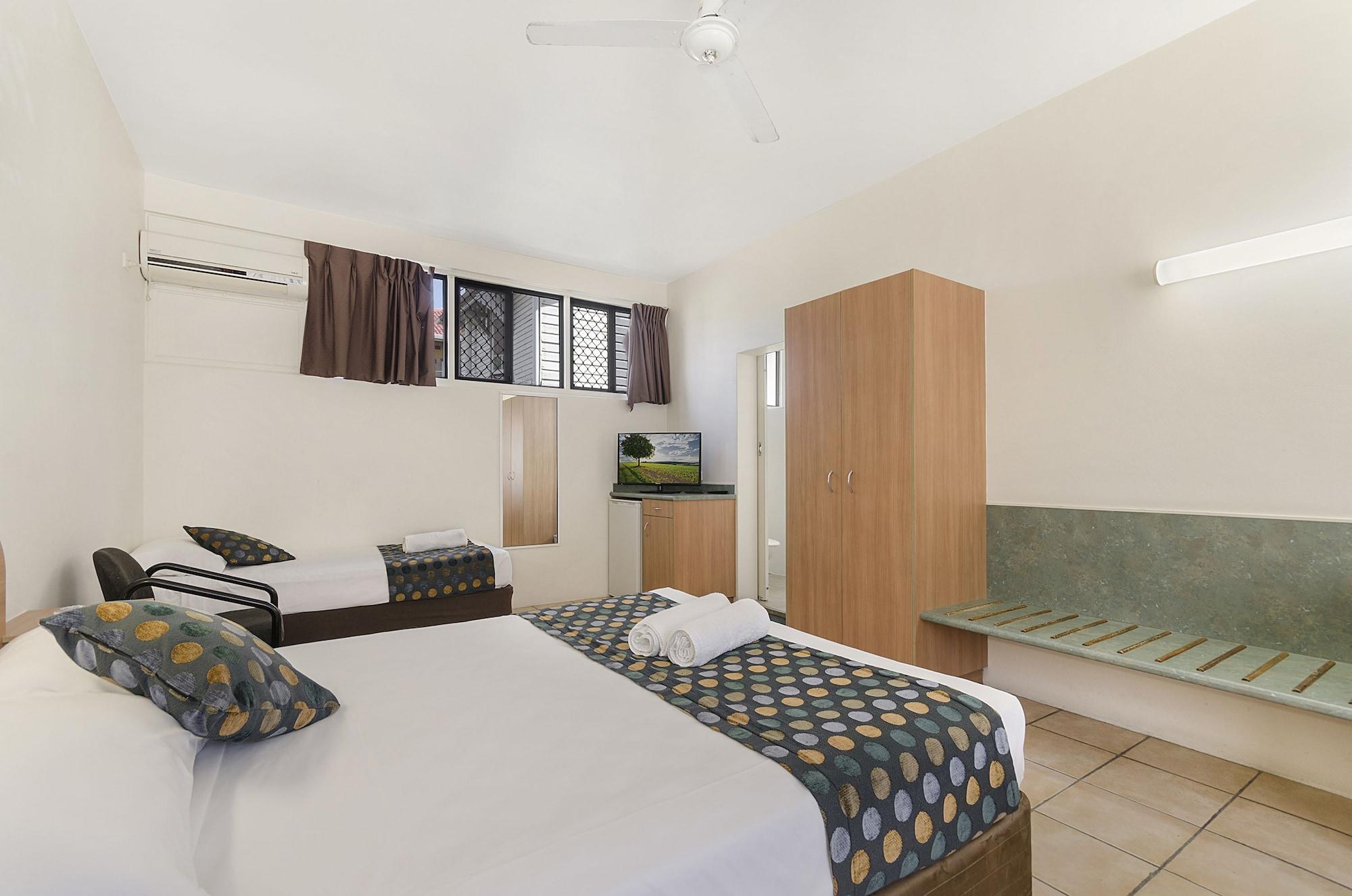 Beach House Motel Townsville Dış mekan fotoğraf