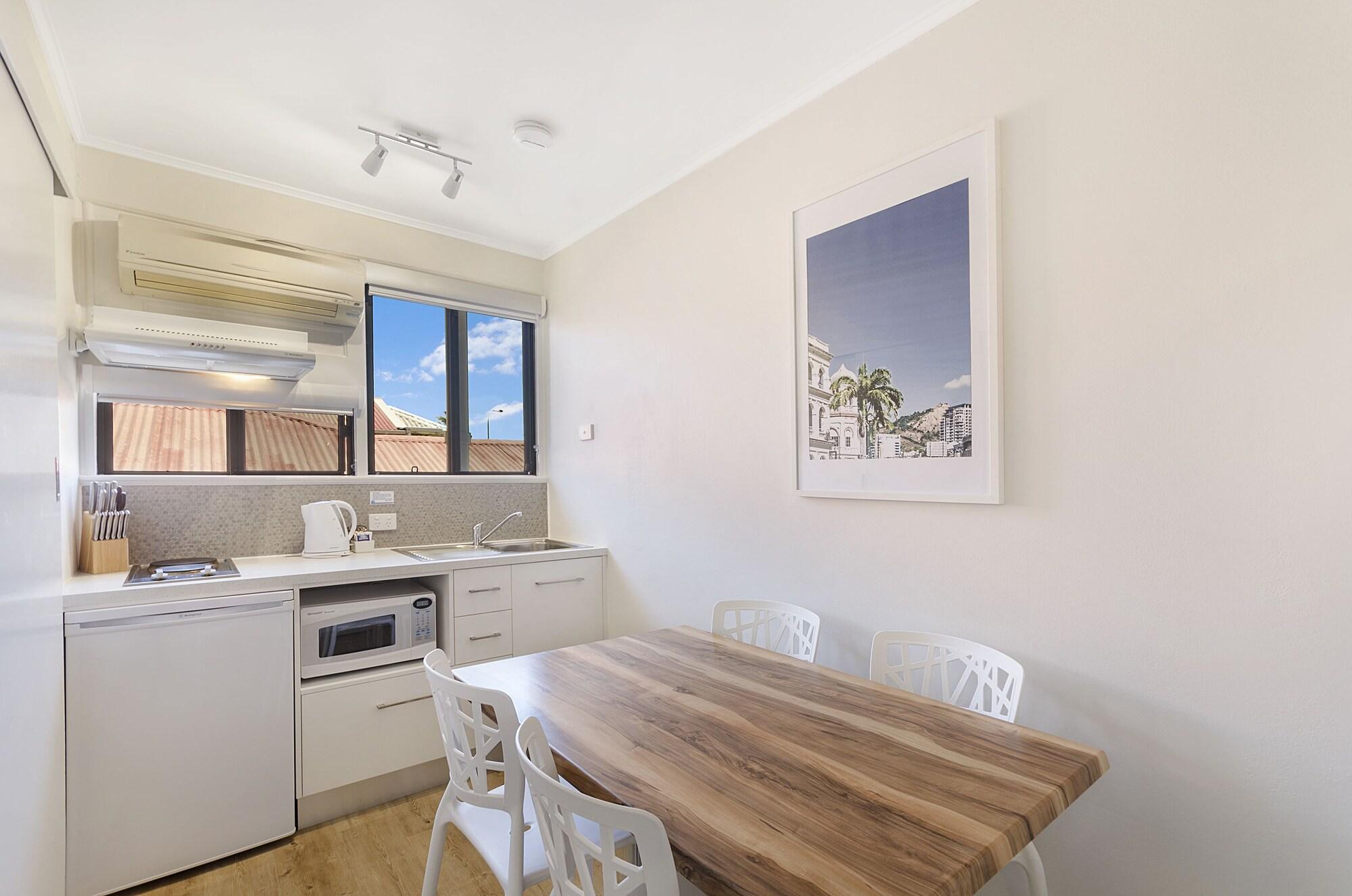 Beach House Motel Townsville Dış mekan fotoğraf