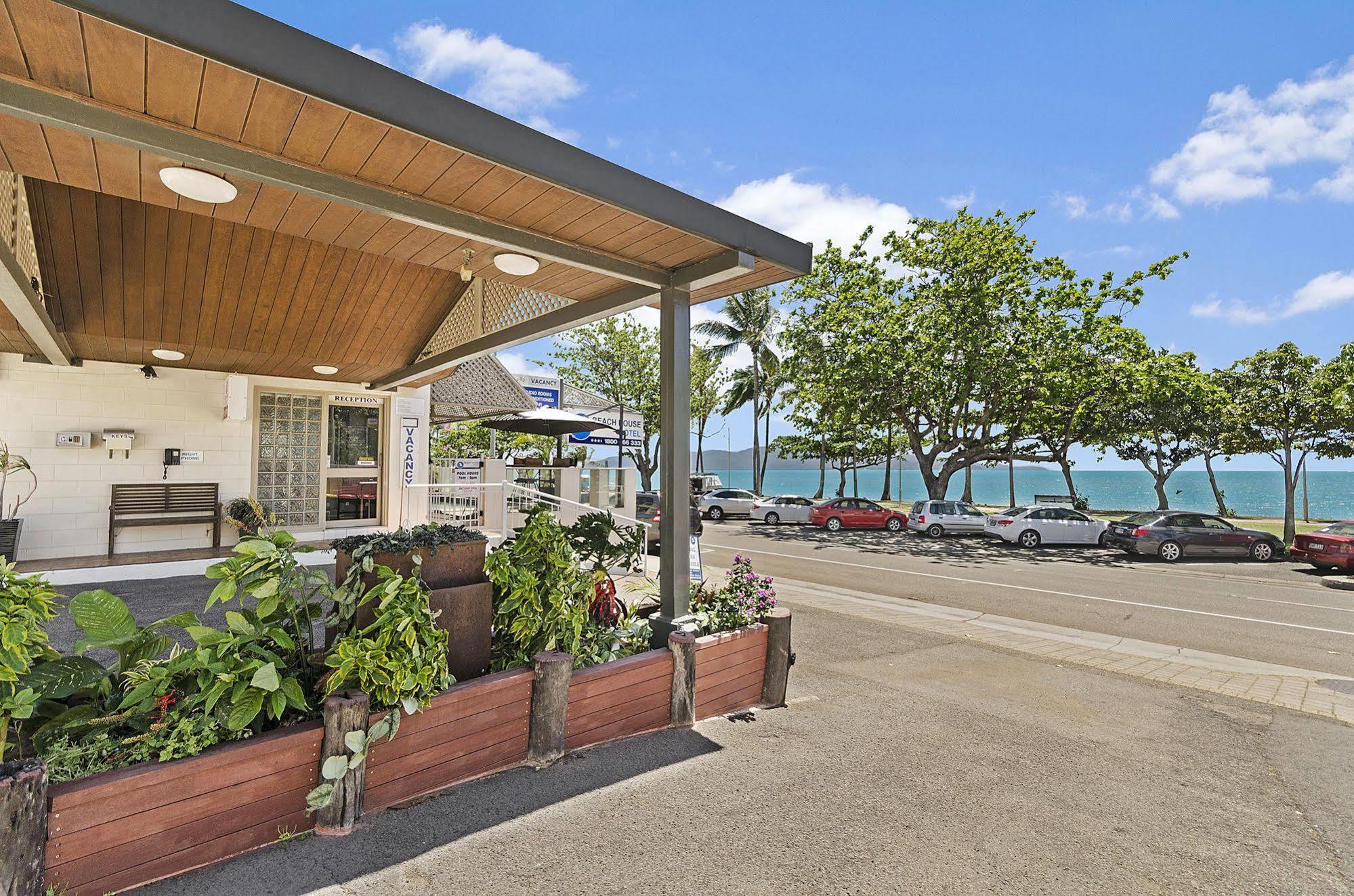 Beach House Motel Townsville Dış mekan fotoğraf