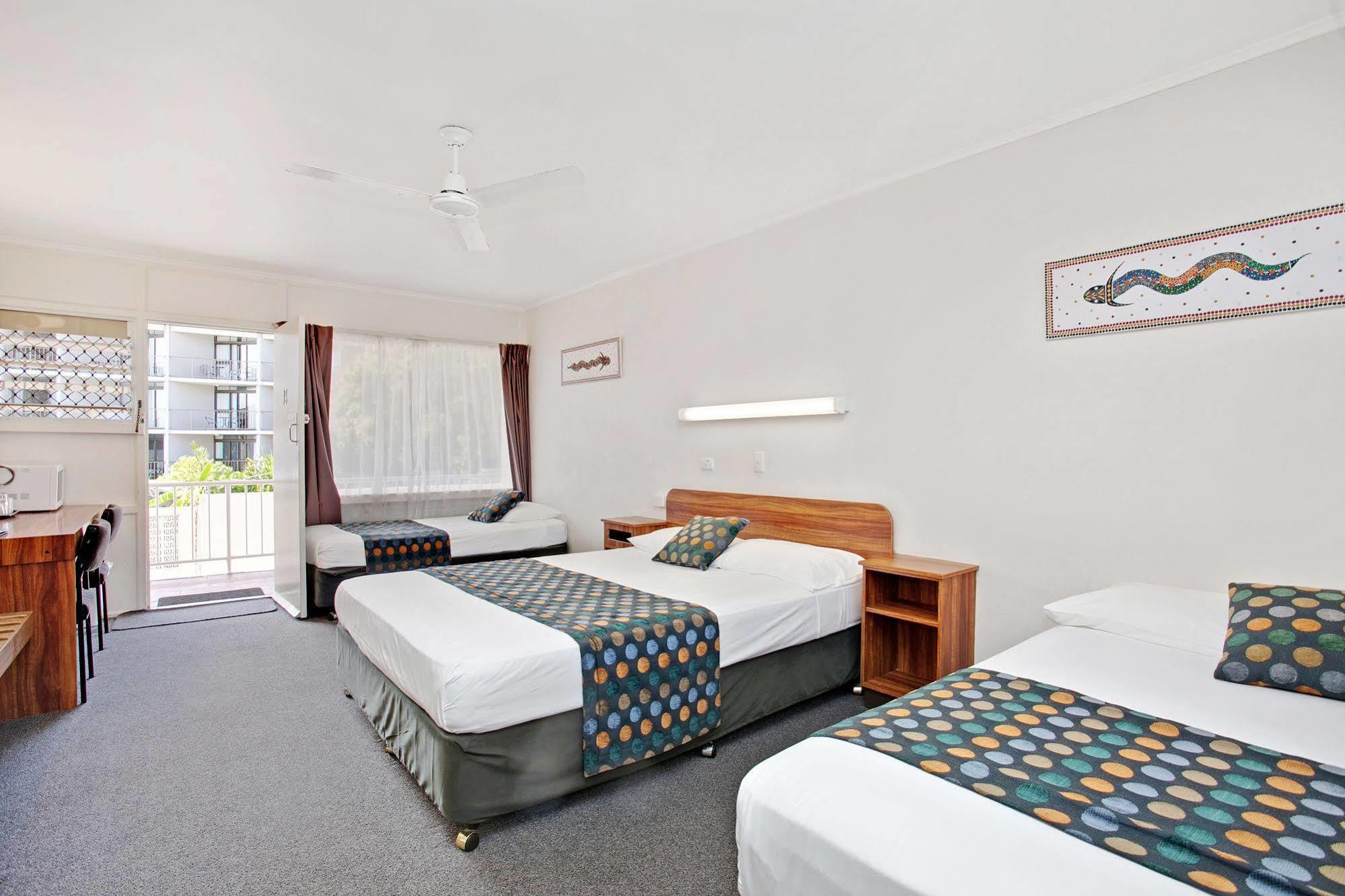 Beach House Motel Townsville Dış mekan fotoğraf